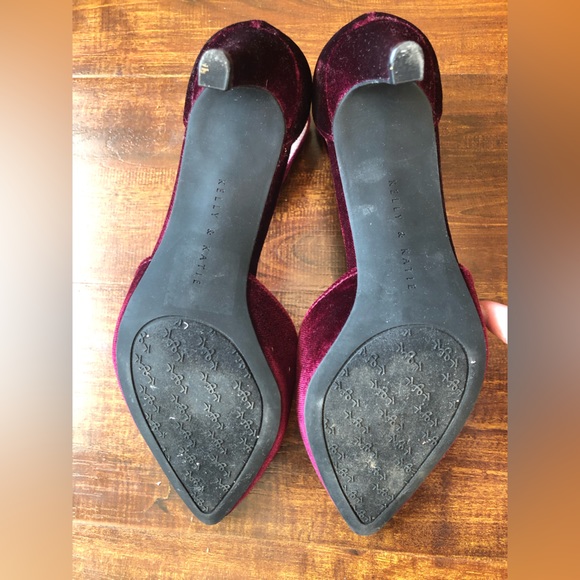 Kelly And Katie Riani Pump with Ankle Strap - Picture 6 of 7